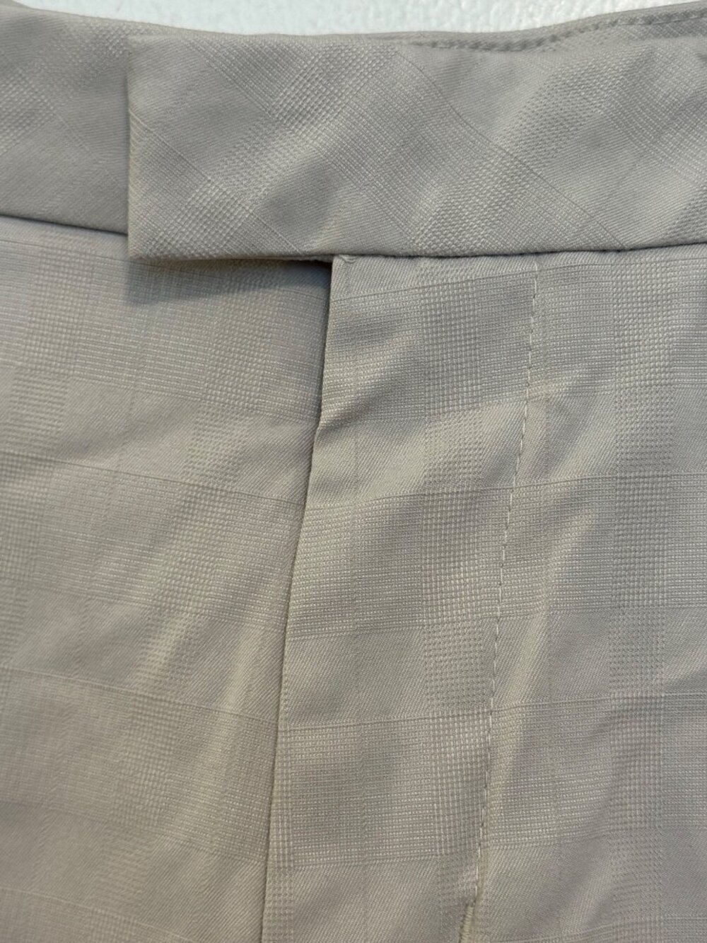 Ashworth Mens Beige Golf Shorts 32W Polyester Blend Flat Front - Picture 4 of 7